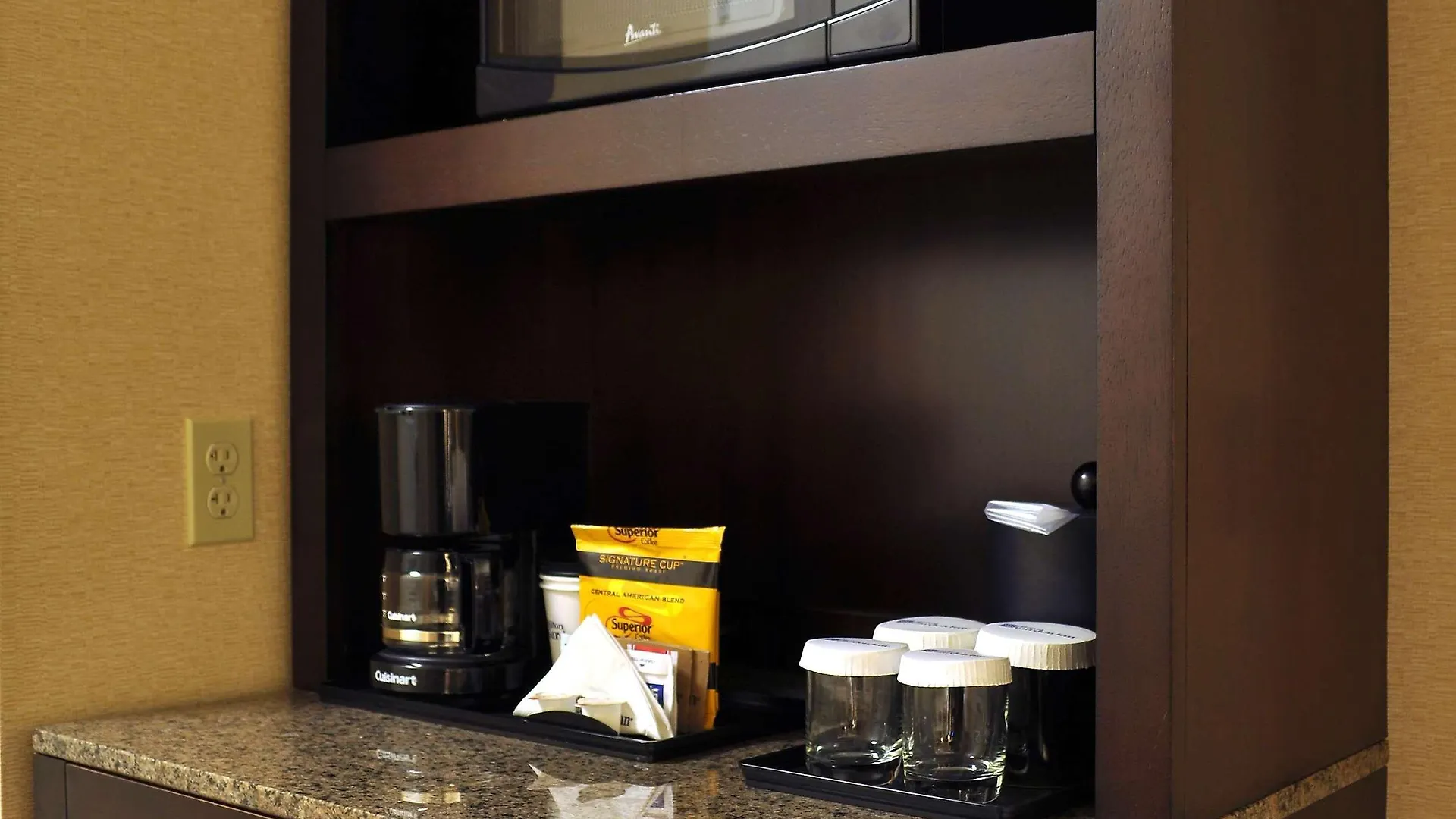 Hilton Garden Inn St. Louis Airport Berkeley