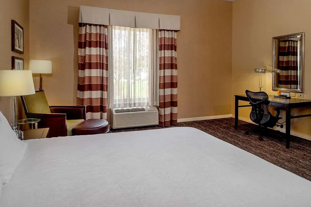 Hilton Garden Inn St. Louis Airport Berkeley 3*,