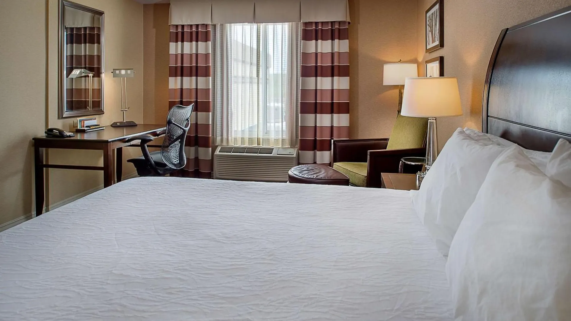 Hilton Garden Inn St. Louis Airport Berkeley 3*,  United States