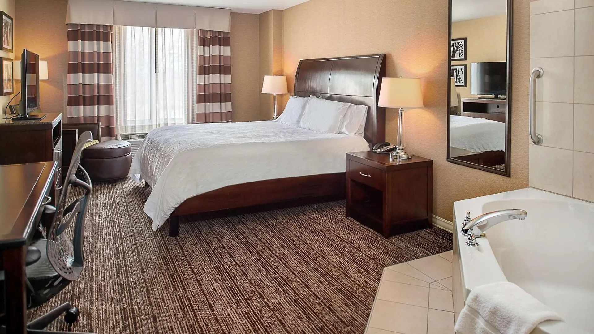 Hilton Garden Inn St. Louis Airport Berkeley Hotel