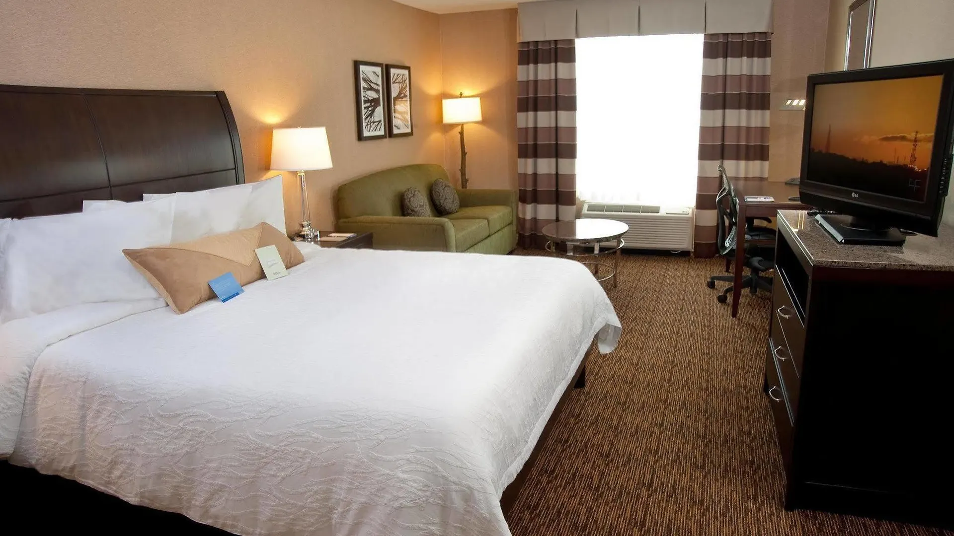 Hilton Garden Inn St. Louis Airport Berkeley Hotel